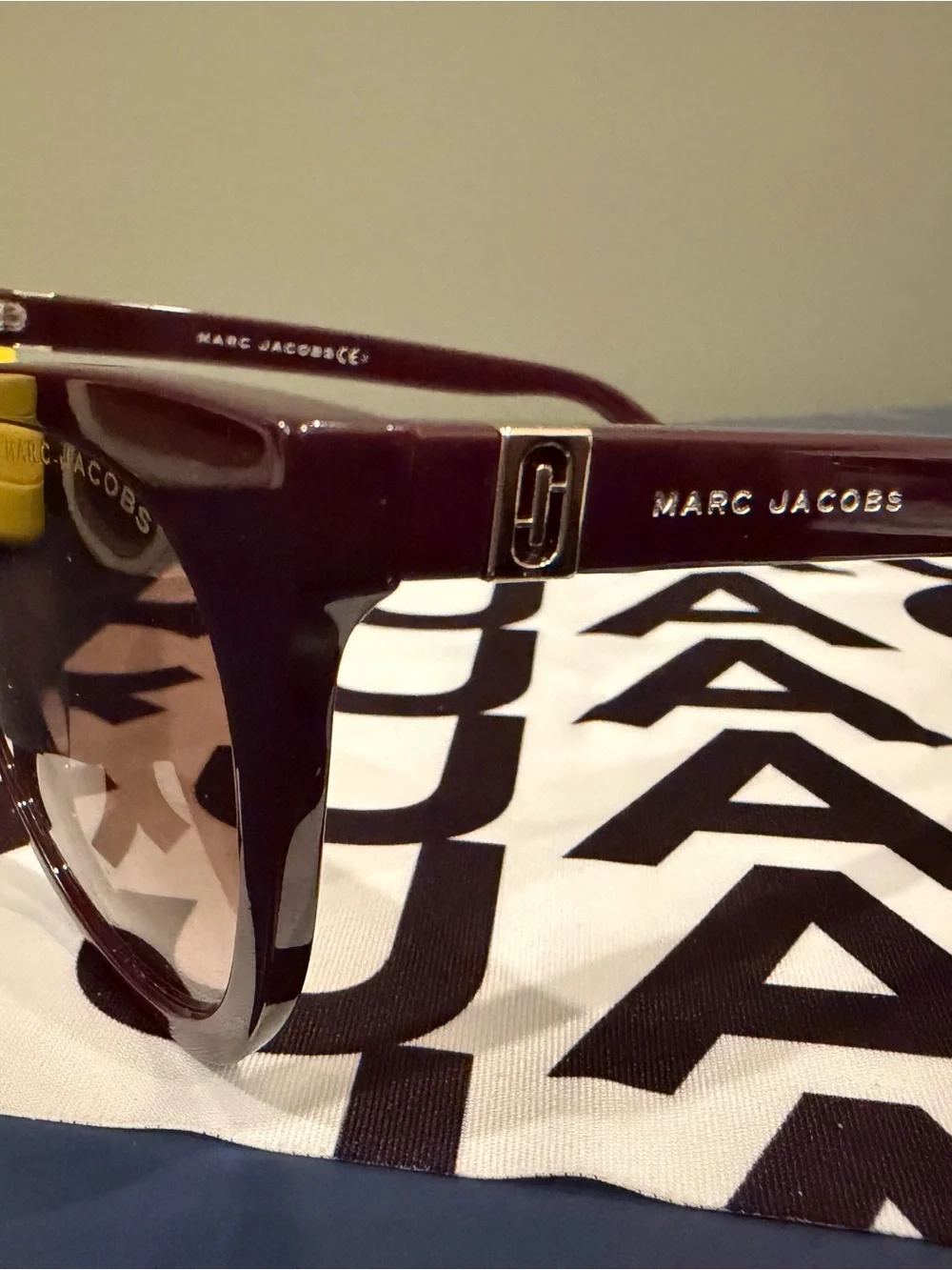Marc Jacobs Purple Gradient Lens Sunglasses Brand New